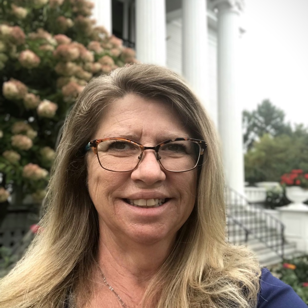 Meet your Posher, Brenda